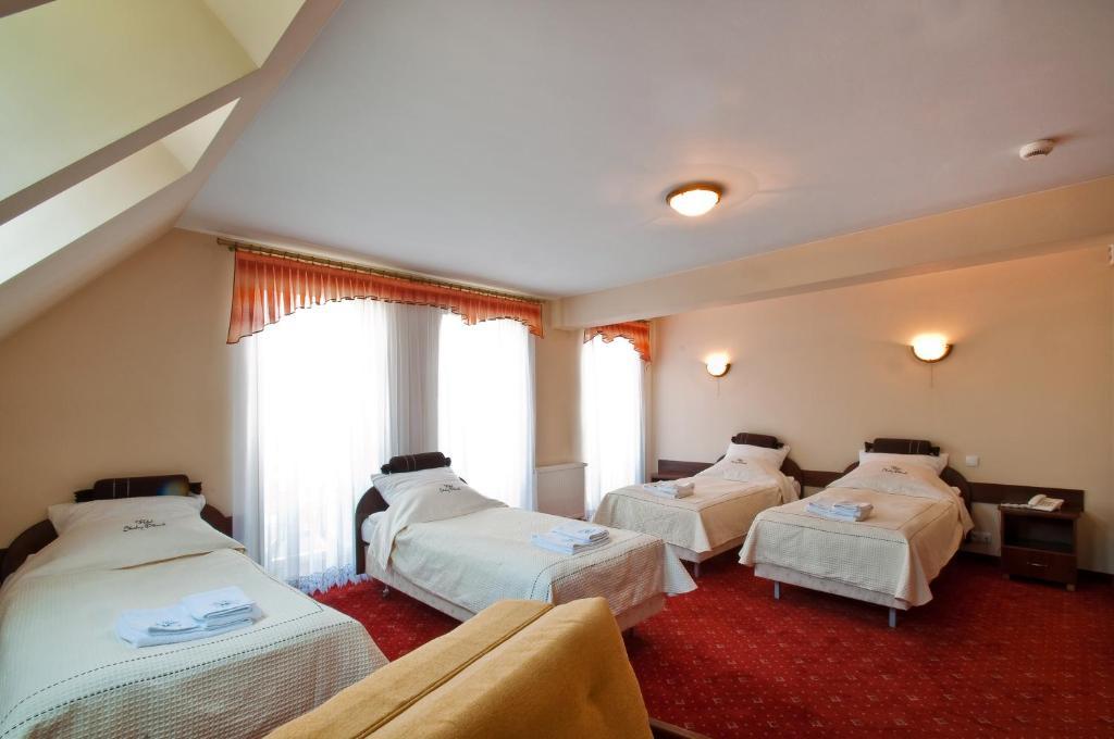 Skalny Dworek Nowy Targ Quarto foto